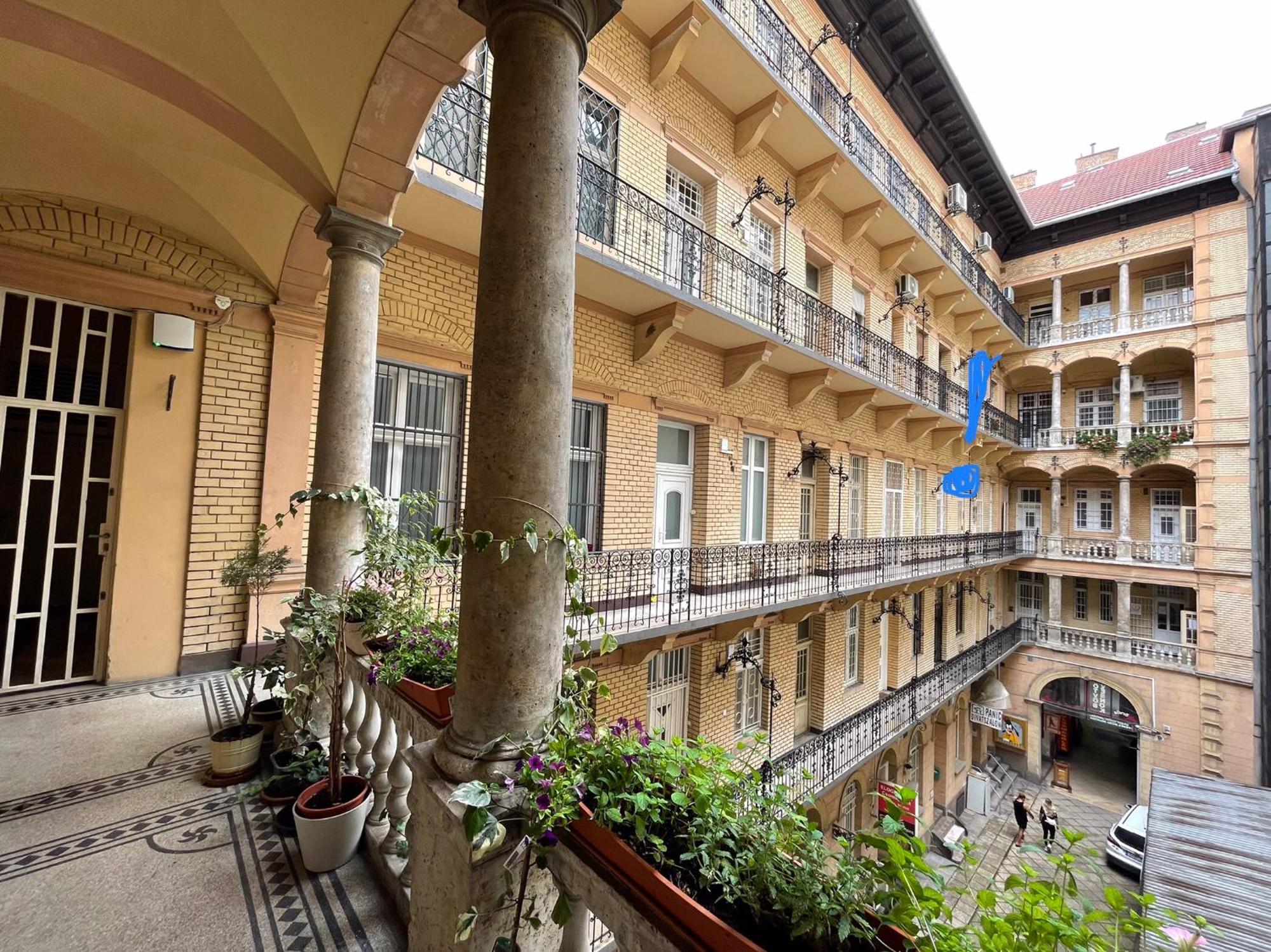 Apartament Andrassy Adventures Budapeszt Zewnętrze zdjęcie